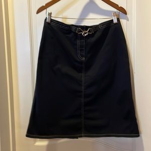 The Limited Stretch skirt that never goes out of style